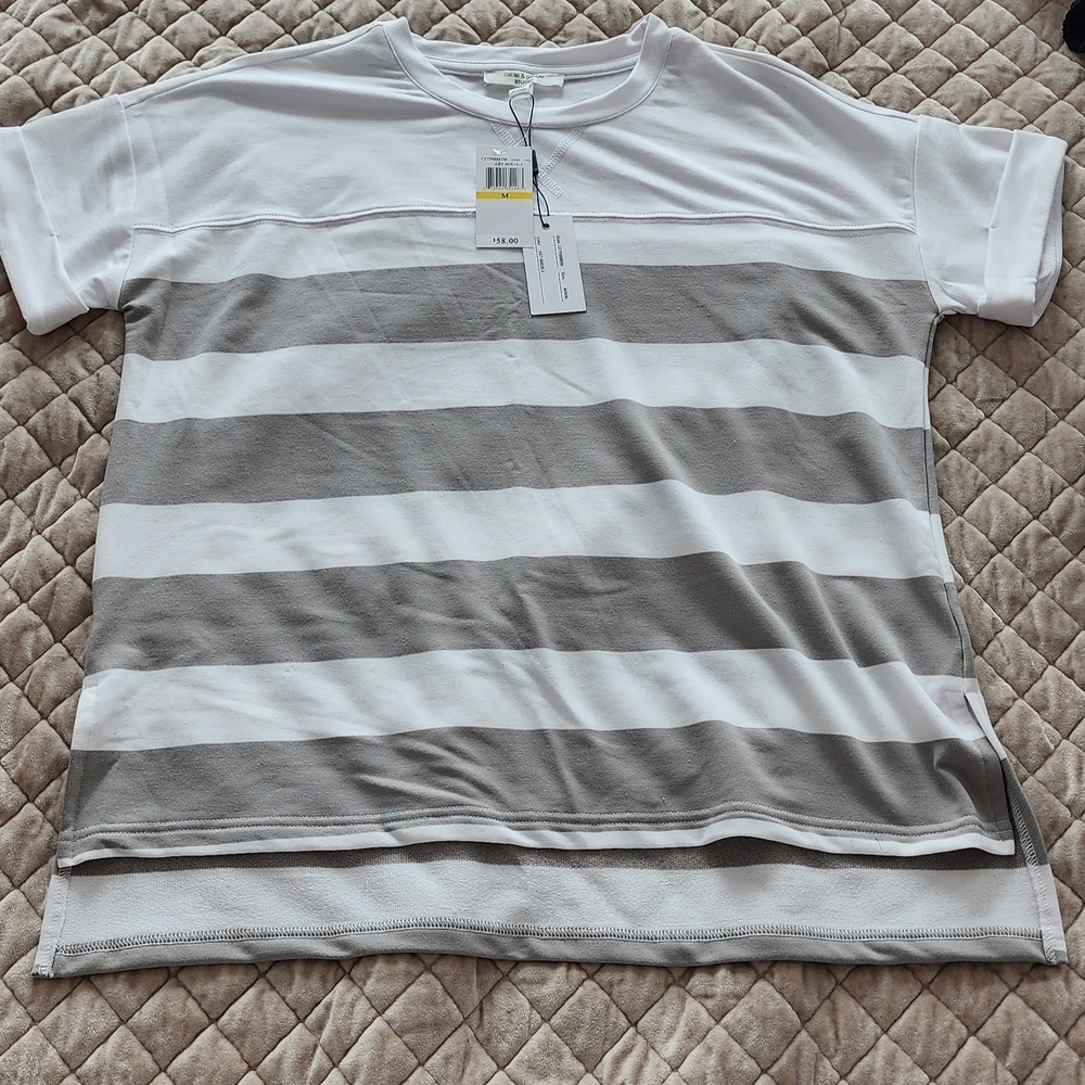 Cable & Gauge Short Sleeve Tee in White and Gray Stripes